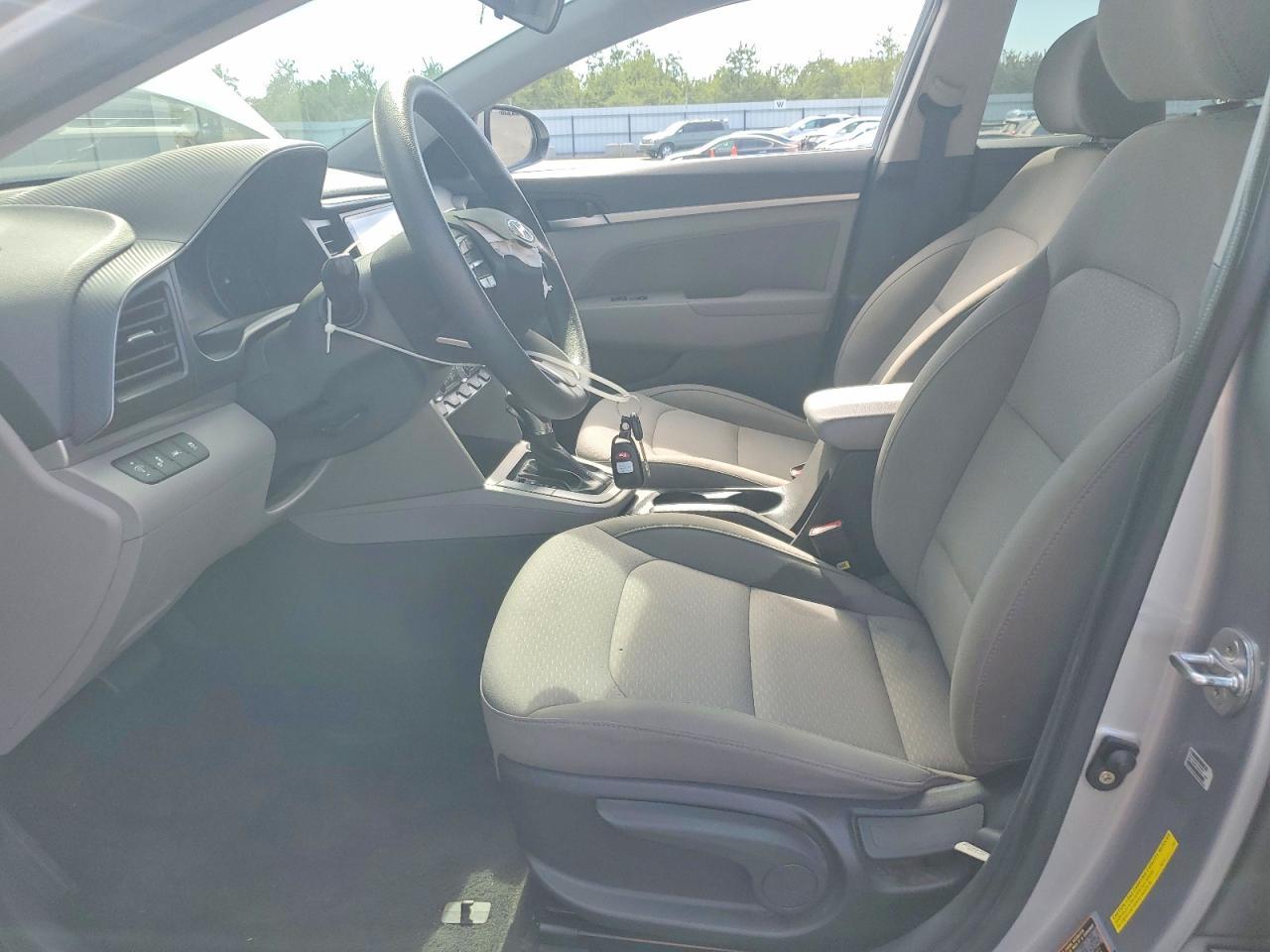 2020 Hyundai Elantra Sel - Фото 7