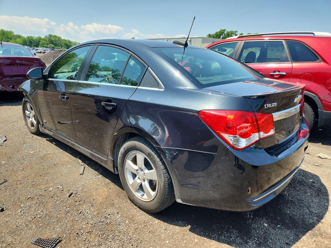 2016 Chevrolet Cruze Limited Lt - Image 2