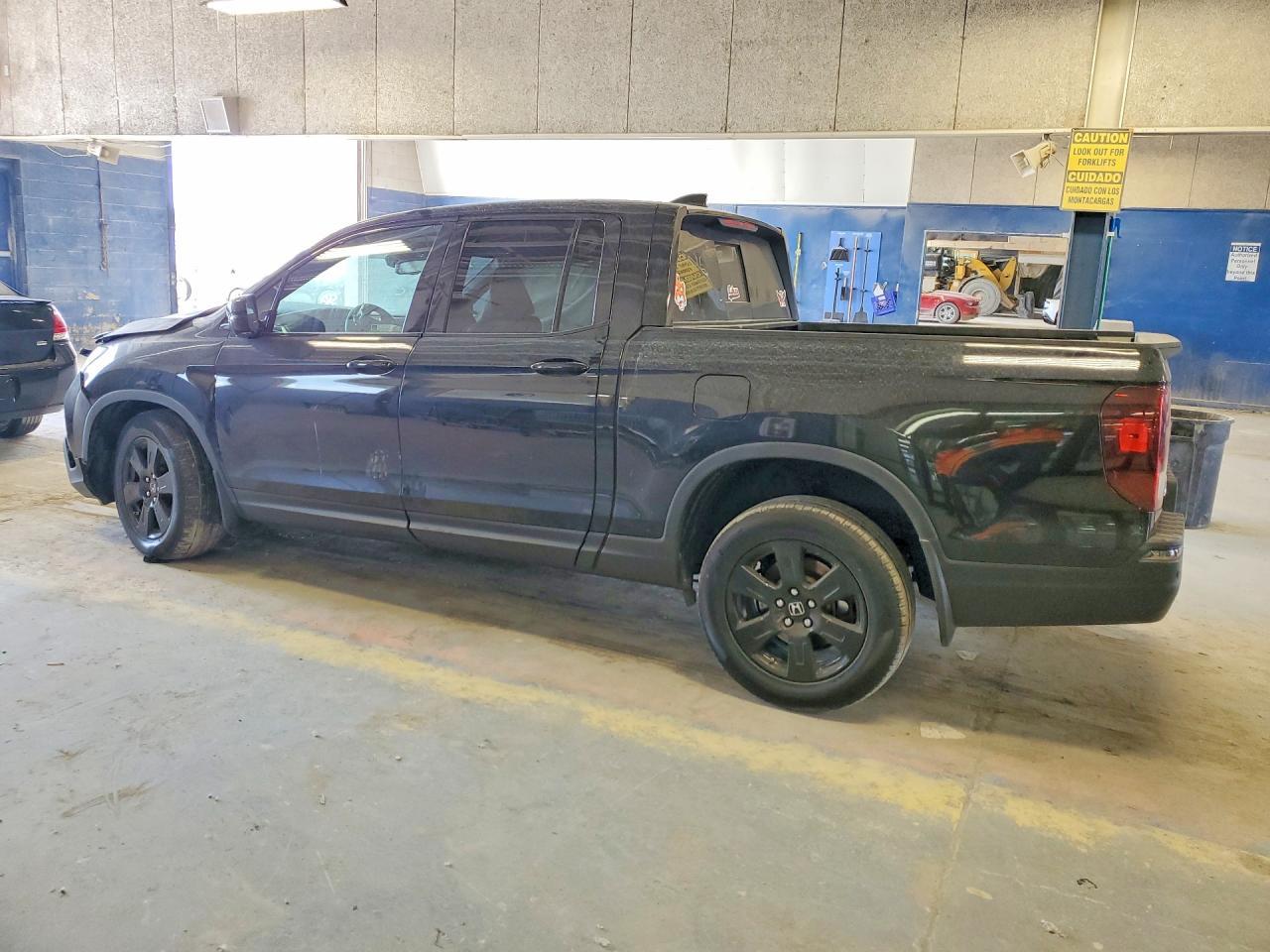 2019 Honda Ridgeline Black Edition - Фото 2