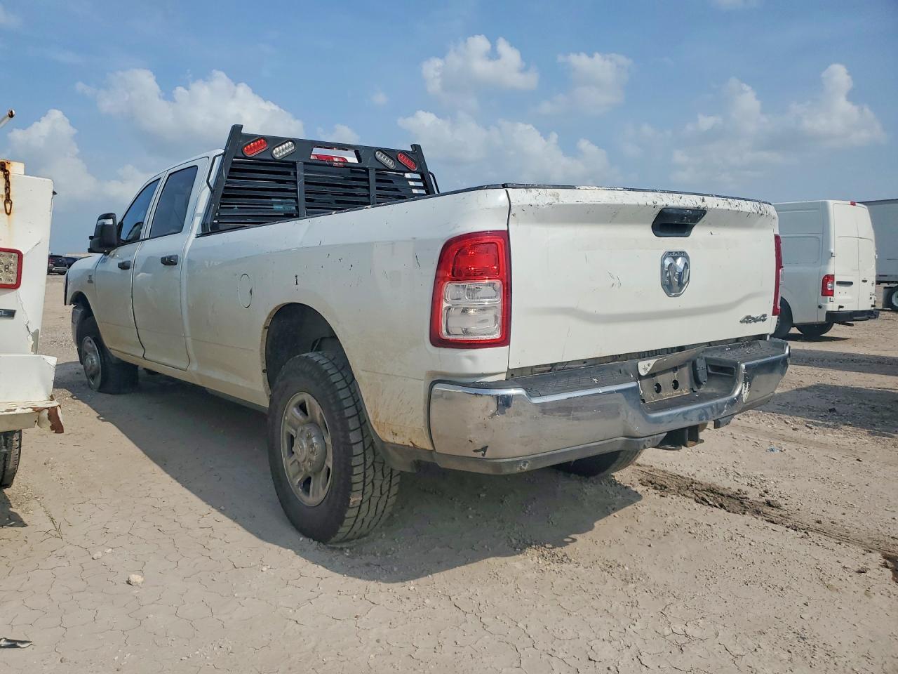 2024 Ram 2500 Tradesman - Image 2