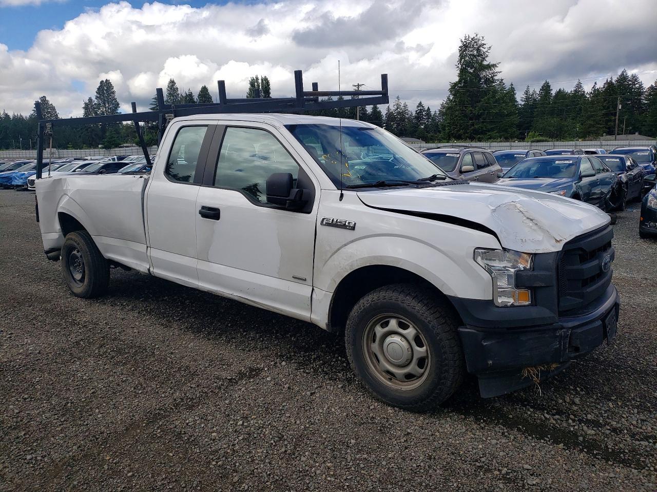 2017 Ford F150 Super Cab - Фото 4