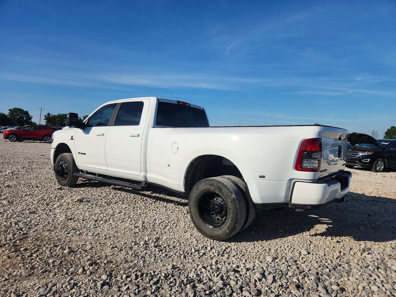2024 Ram 3500 Big Horn - Фото 2