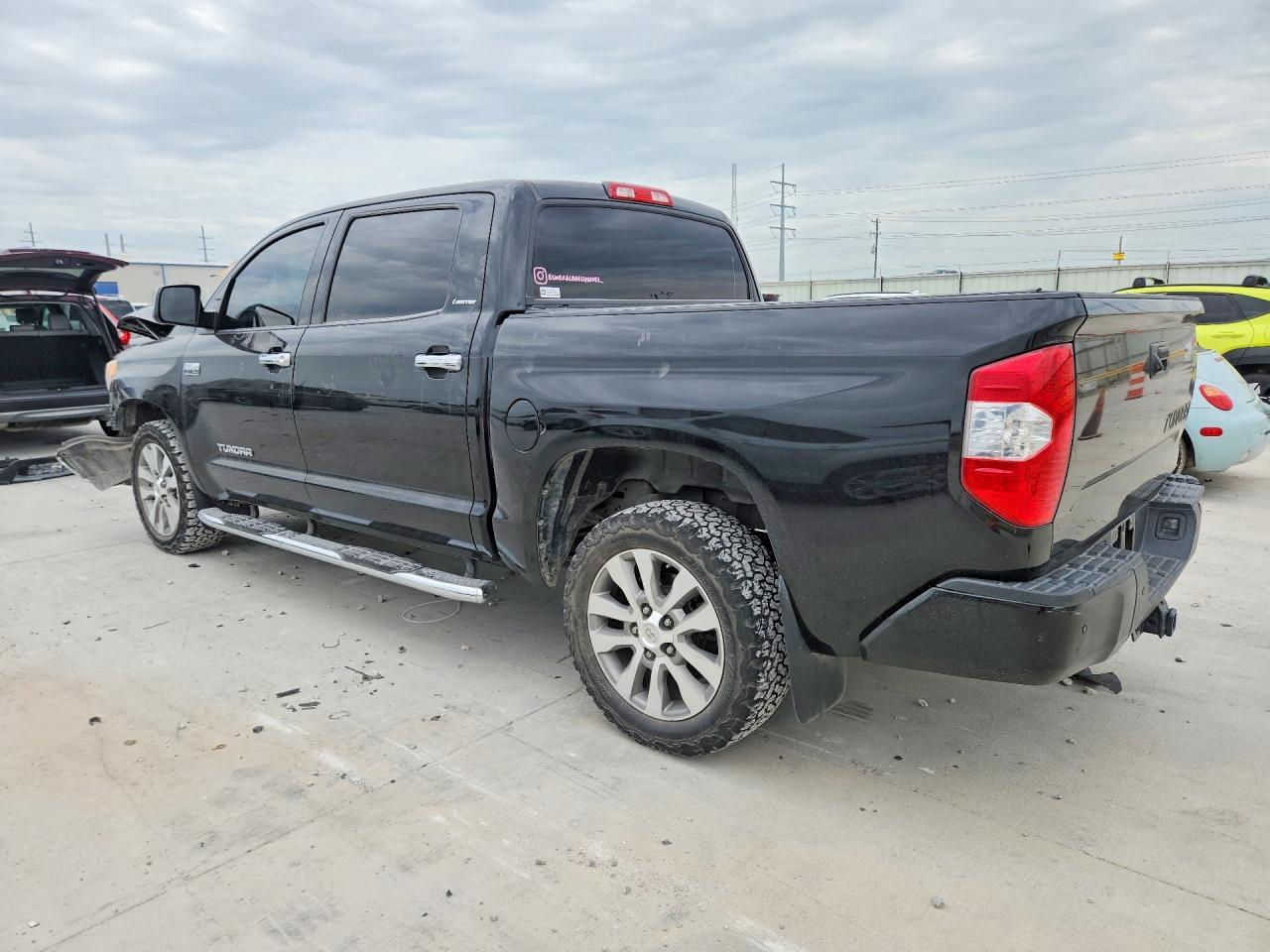 2017 Toyota Tundra Crewmax Limited - Фото 2