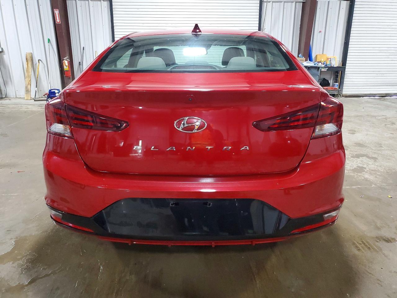 2019 Hyundai Elantra Value Edition - Фото 6