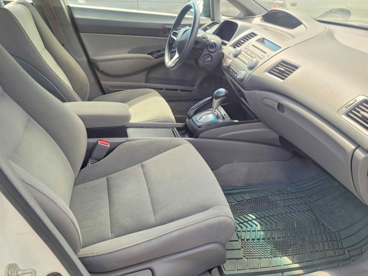 2011 Honda Civic Dx-G - Image 5