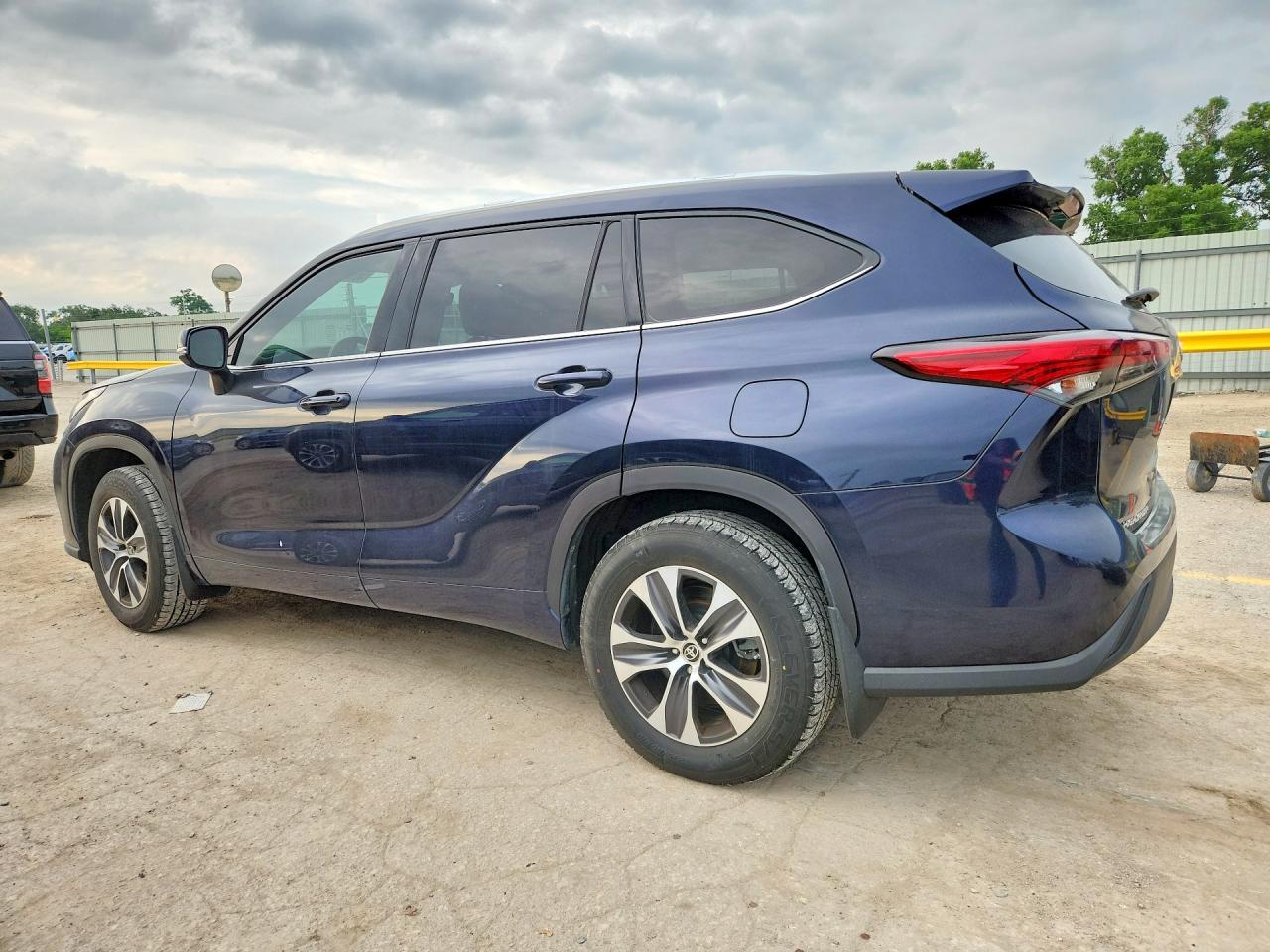 2020 Toyota Highlander Xle - Фото 2