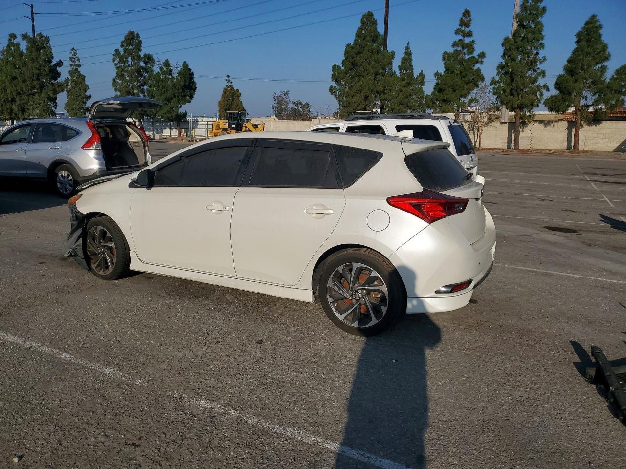 2018 Toyota Corolla Im Base - Фото 2