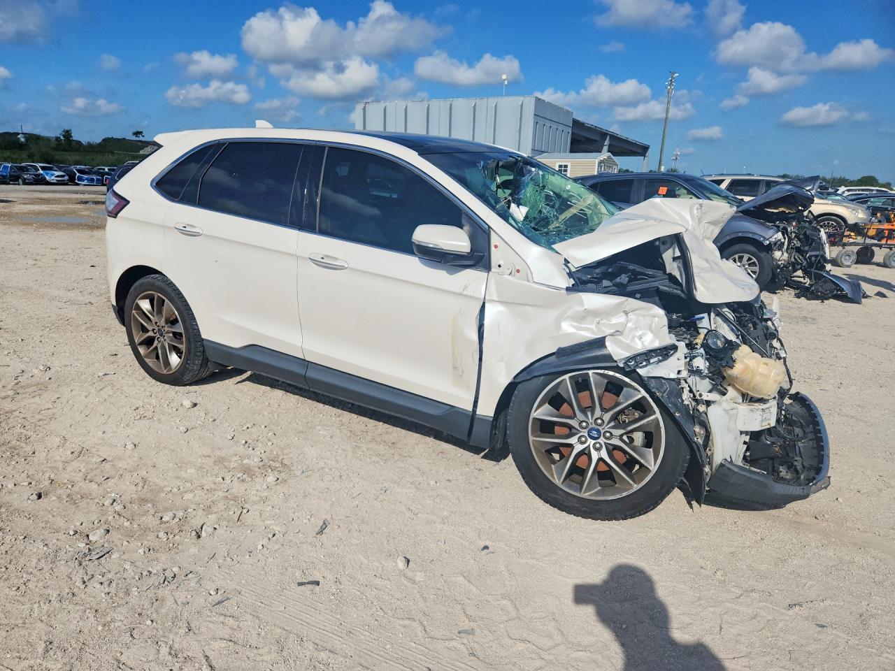 2015 Ford Edge Titanium - Фото 4