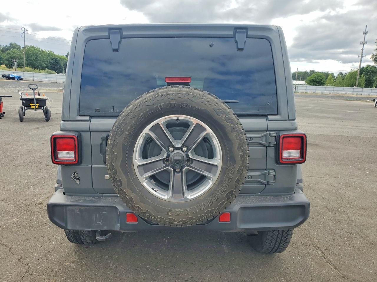 2020 Jeep Wrangler Unlimited Sahara - Фото 6