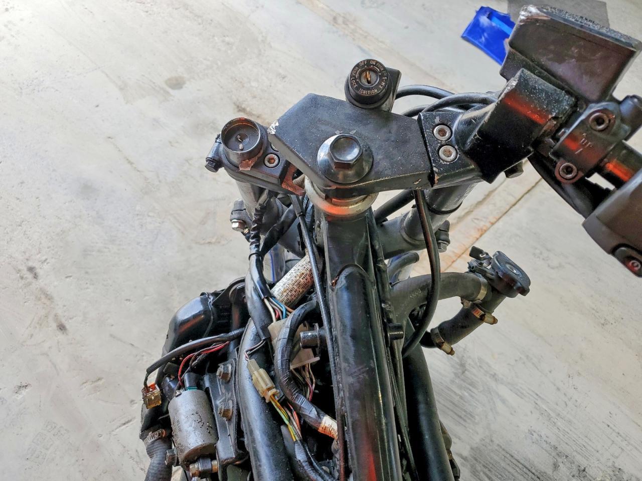 2004 Kawasaki Motocycle - Фото 7