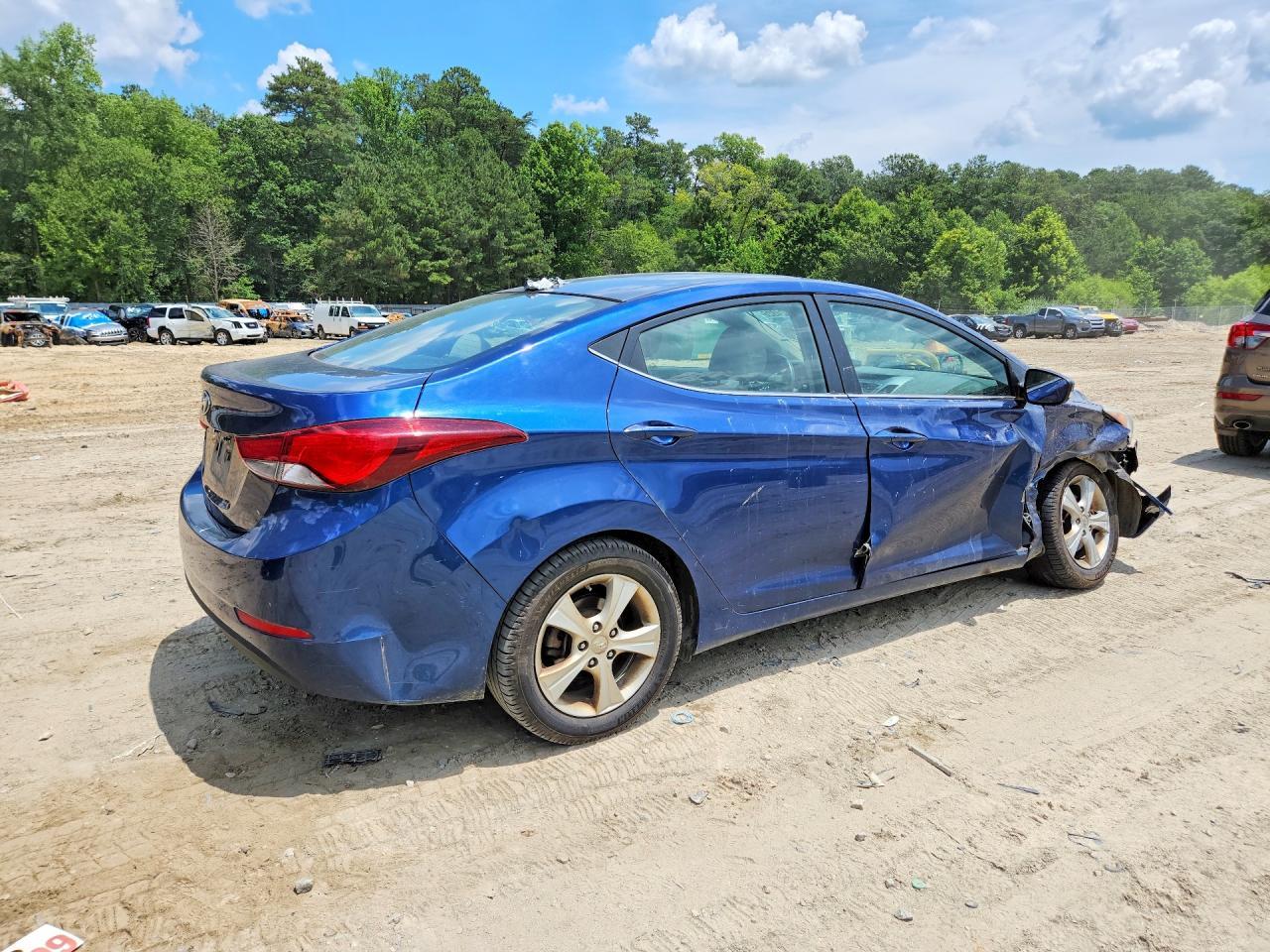 2016 Hyundai Elantra Value Edition - Фото 3