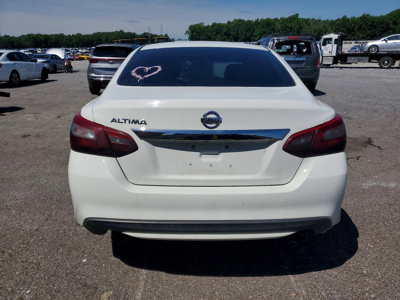 2018 Nissan Altima 2.5 S - Image 6