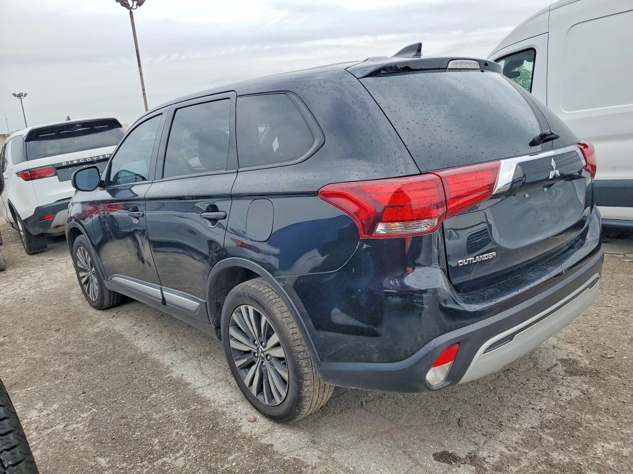 2020 Mitsubishi Outlander Es - Фото 2