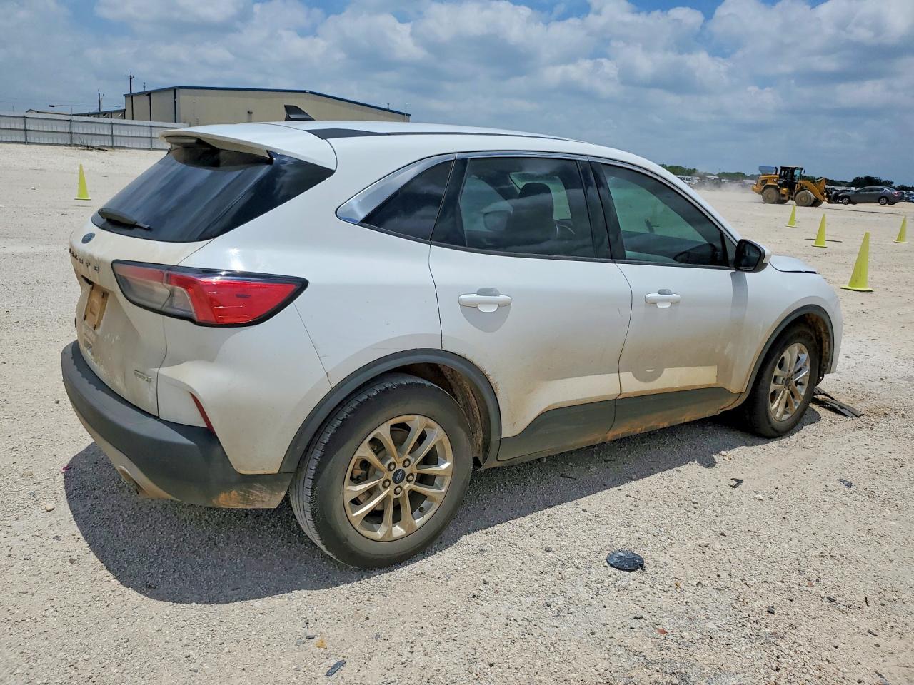 2020 Ford Escape Se - Image 3