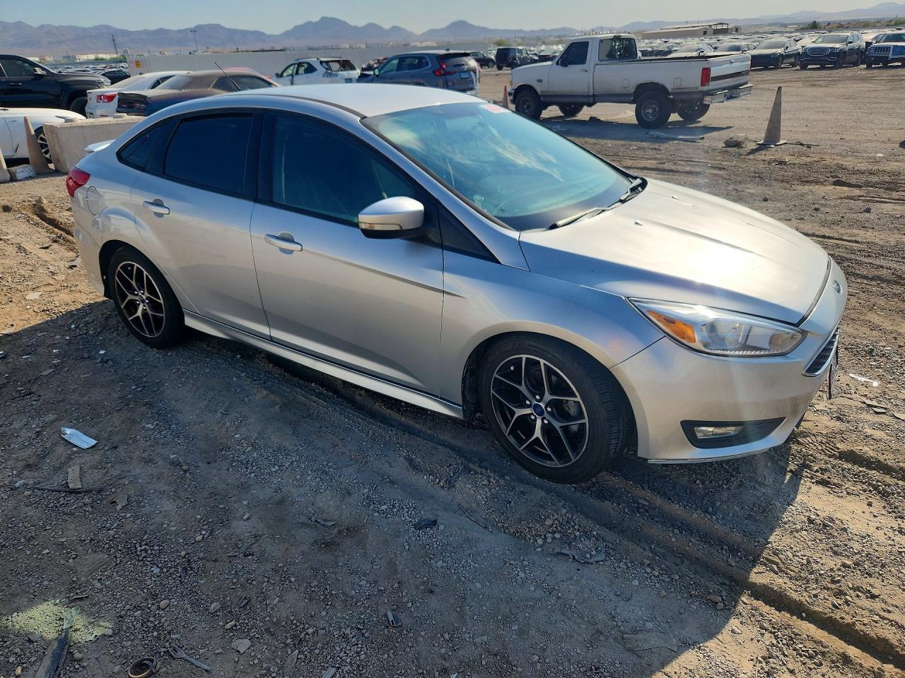 2016 Ford Focus Se - Image 4