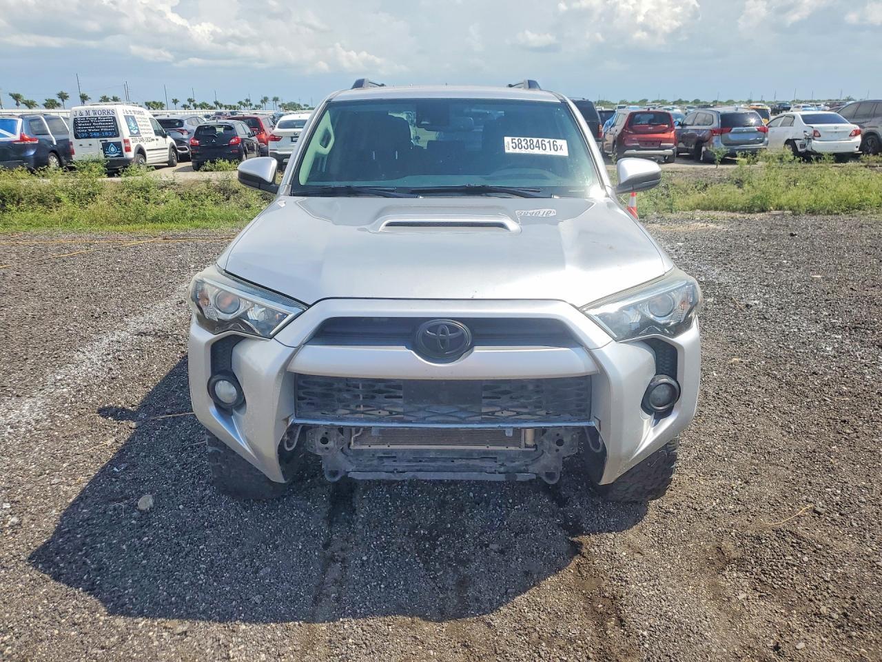 2020 Toyota 4Runner Trd Off-Road - Image 5