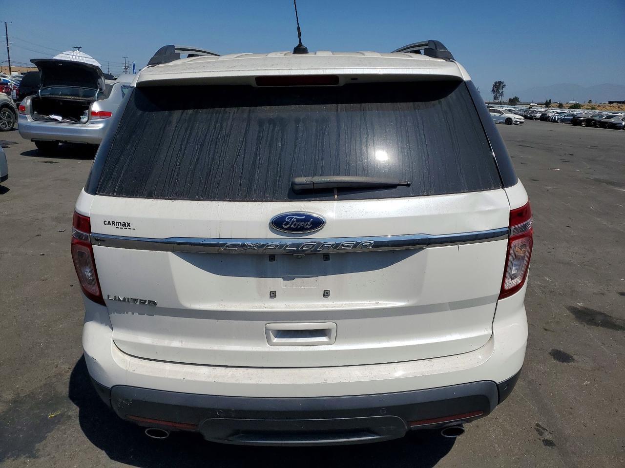 2013 Ford Explorer Limited - Image 6