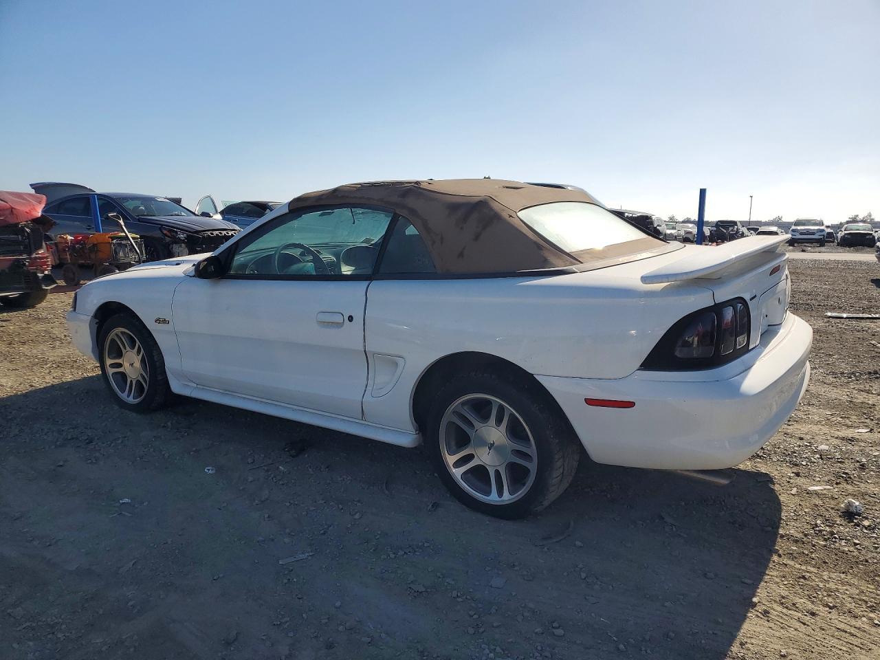 1997 Ford Mustang Gt - Фото 2