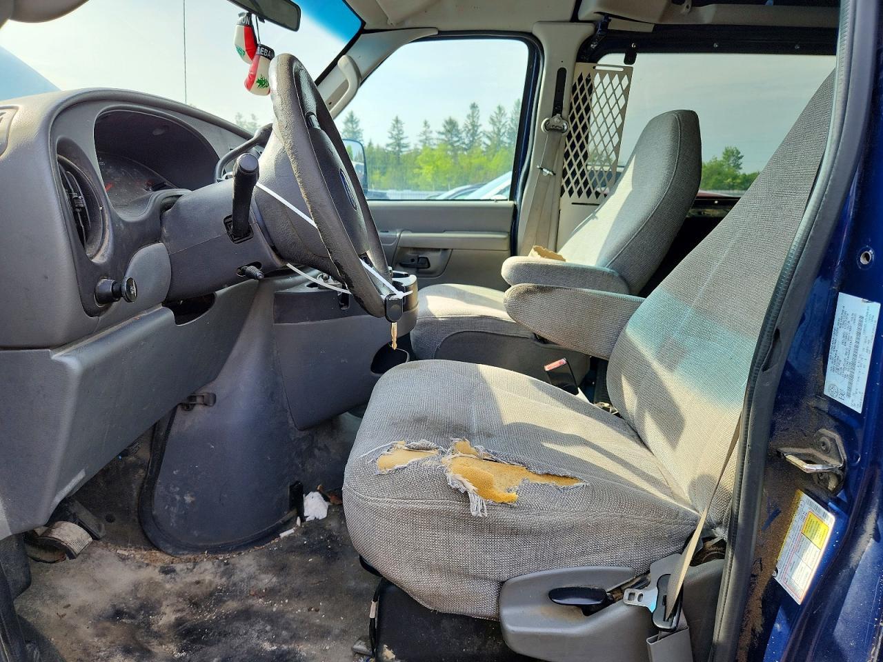 2008 Ford Econoline E150 Van - Фото 7