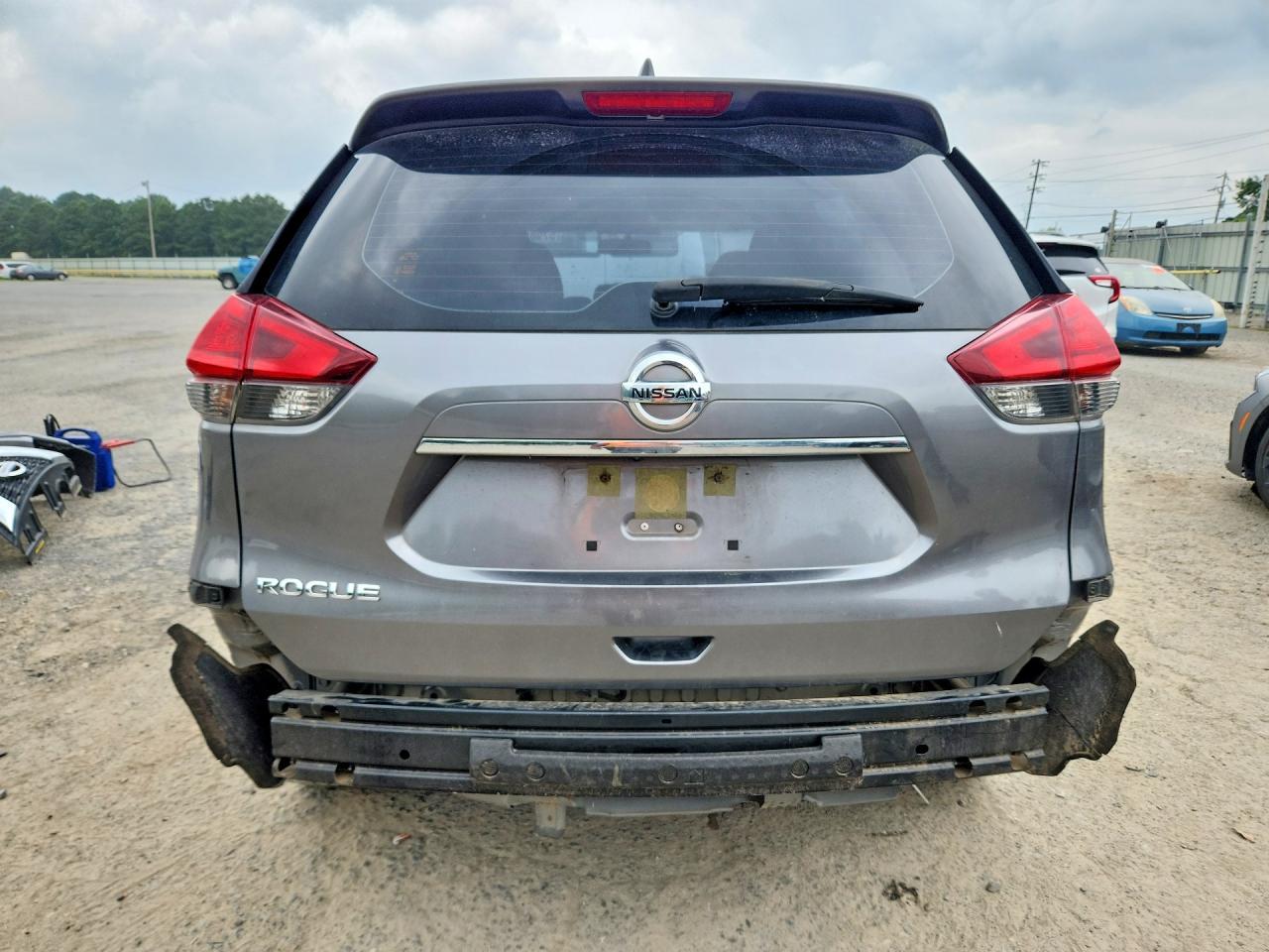 2017 Nissan Rogue S - Фото 6