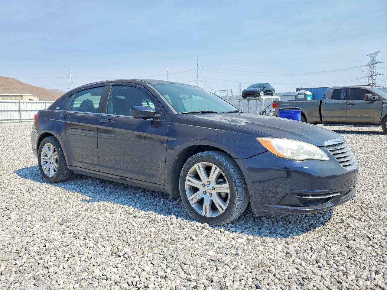 2011 Chrysler 200 Touring - Image 4