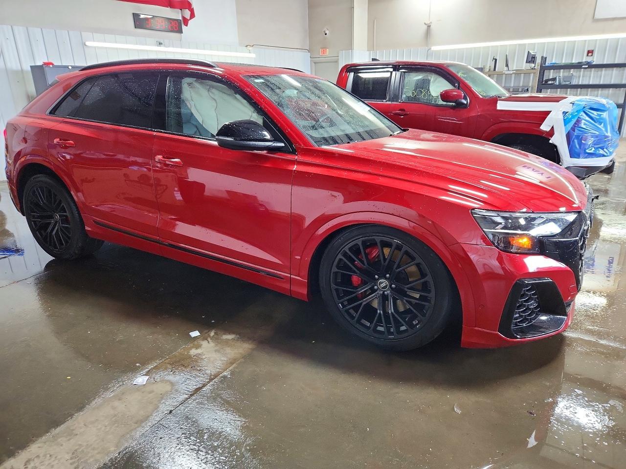 2024 Audi Sq8 Prestige - Image 4
