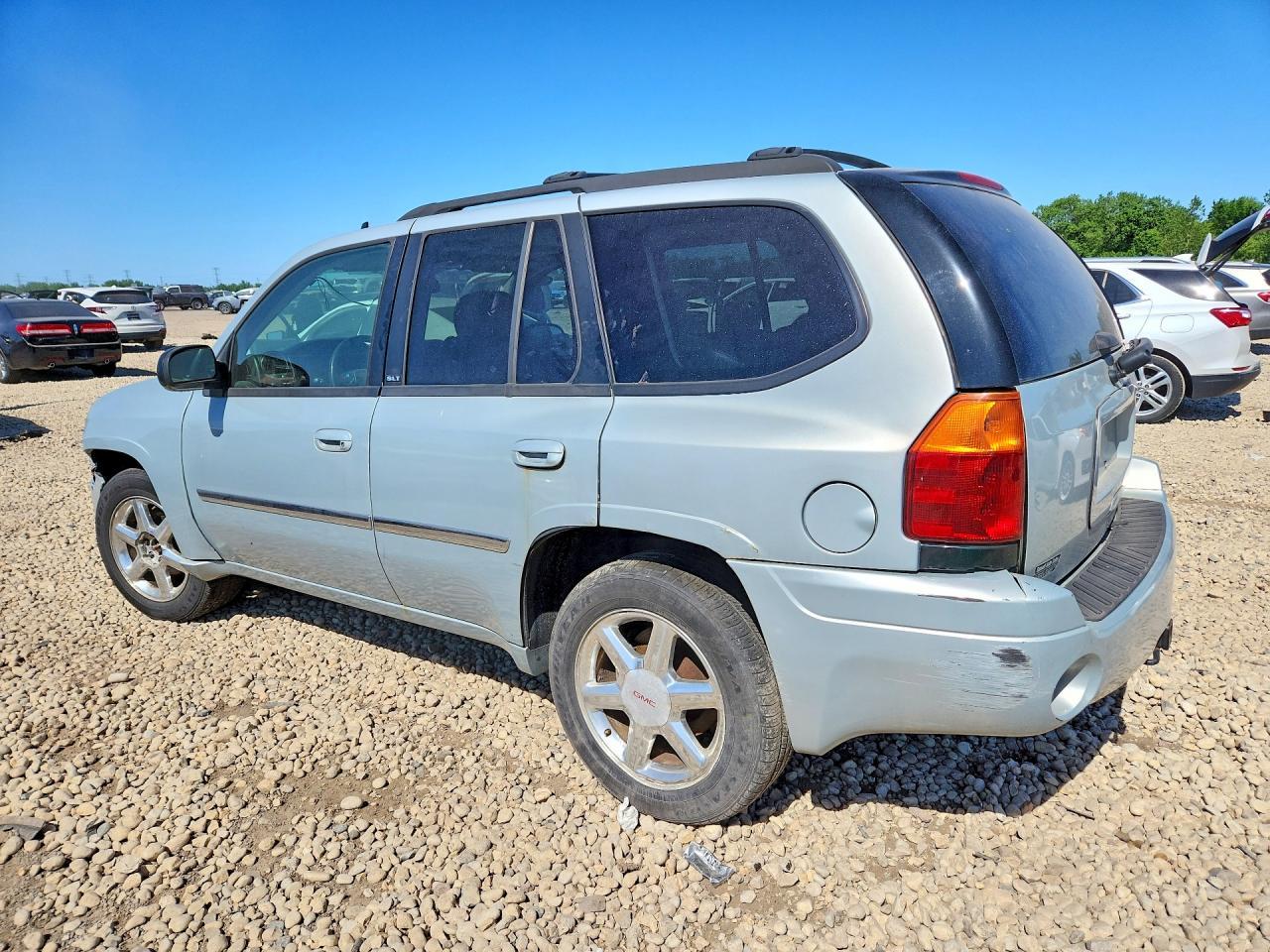 2008 GMC Envoy - Фото 2
