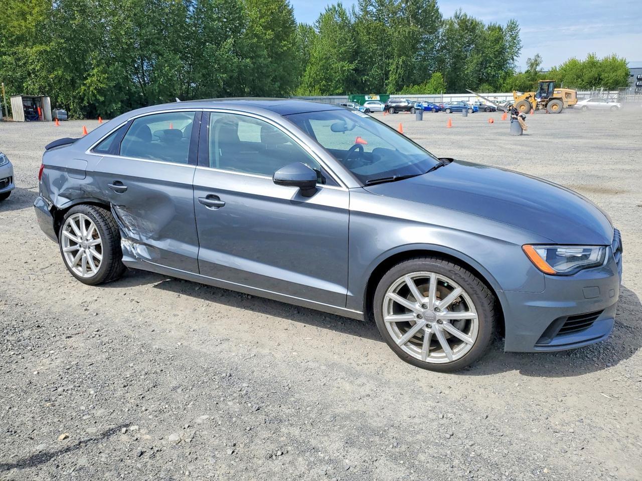 2015 Audi A3 Premium - Фото 4