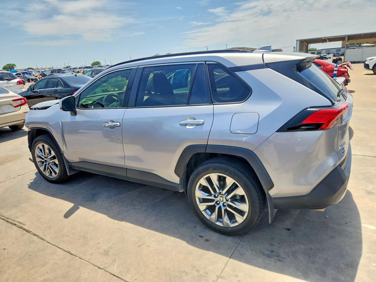 2021 Toyota Rav4 Limited - Фото 2