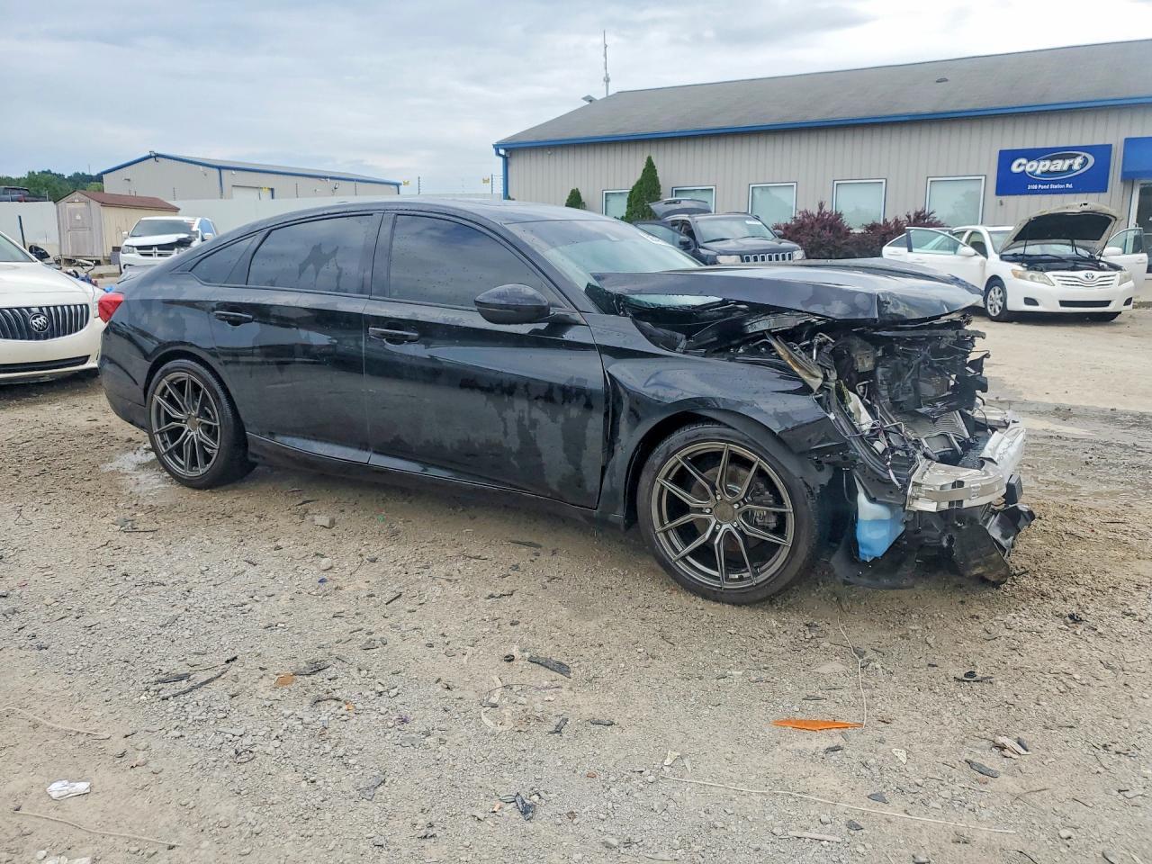 2021 Honda Accord Sport - Image 4