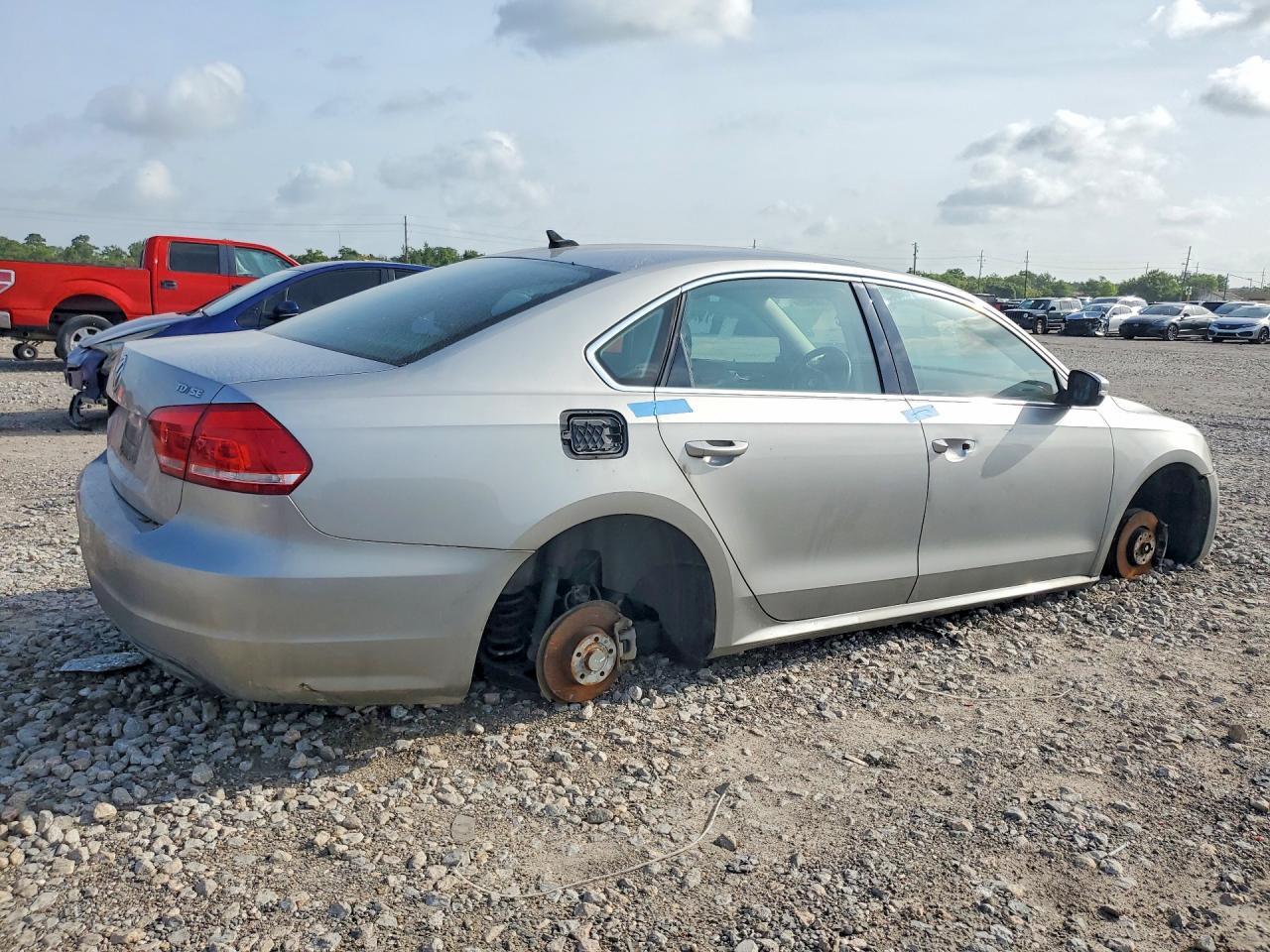 2014 Volkswagen Passat Tdi - Фото 3