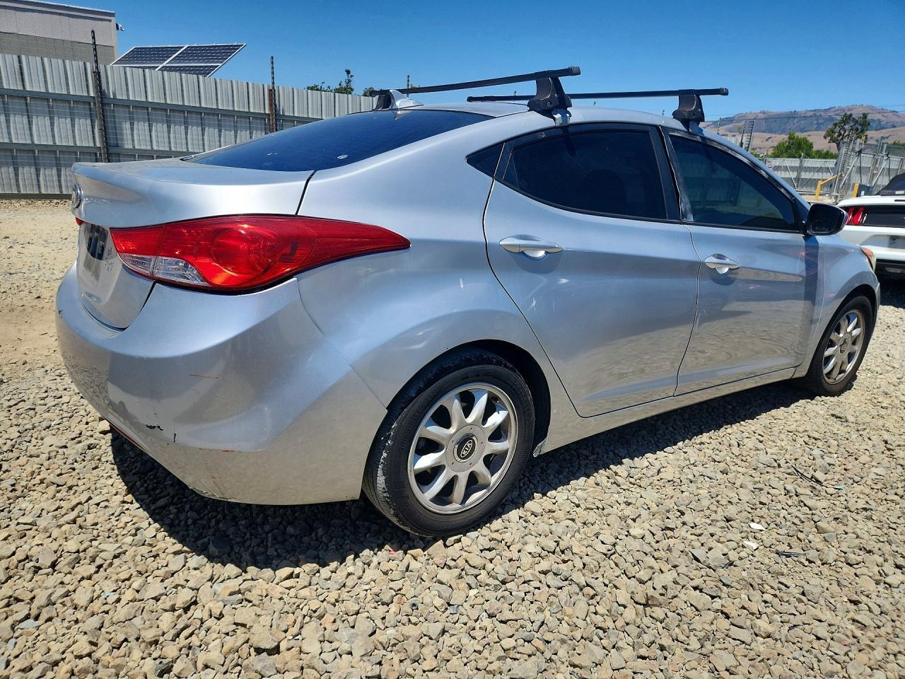 2013 Hyundai Elantra Gls - Фото 3