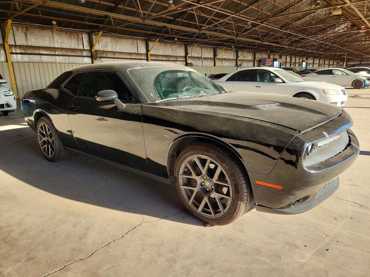 2016 Dodge Challenger Sxt - Image 4