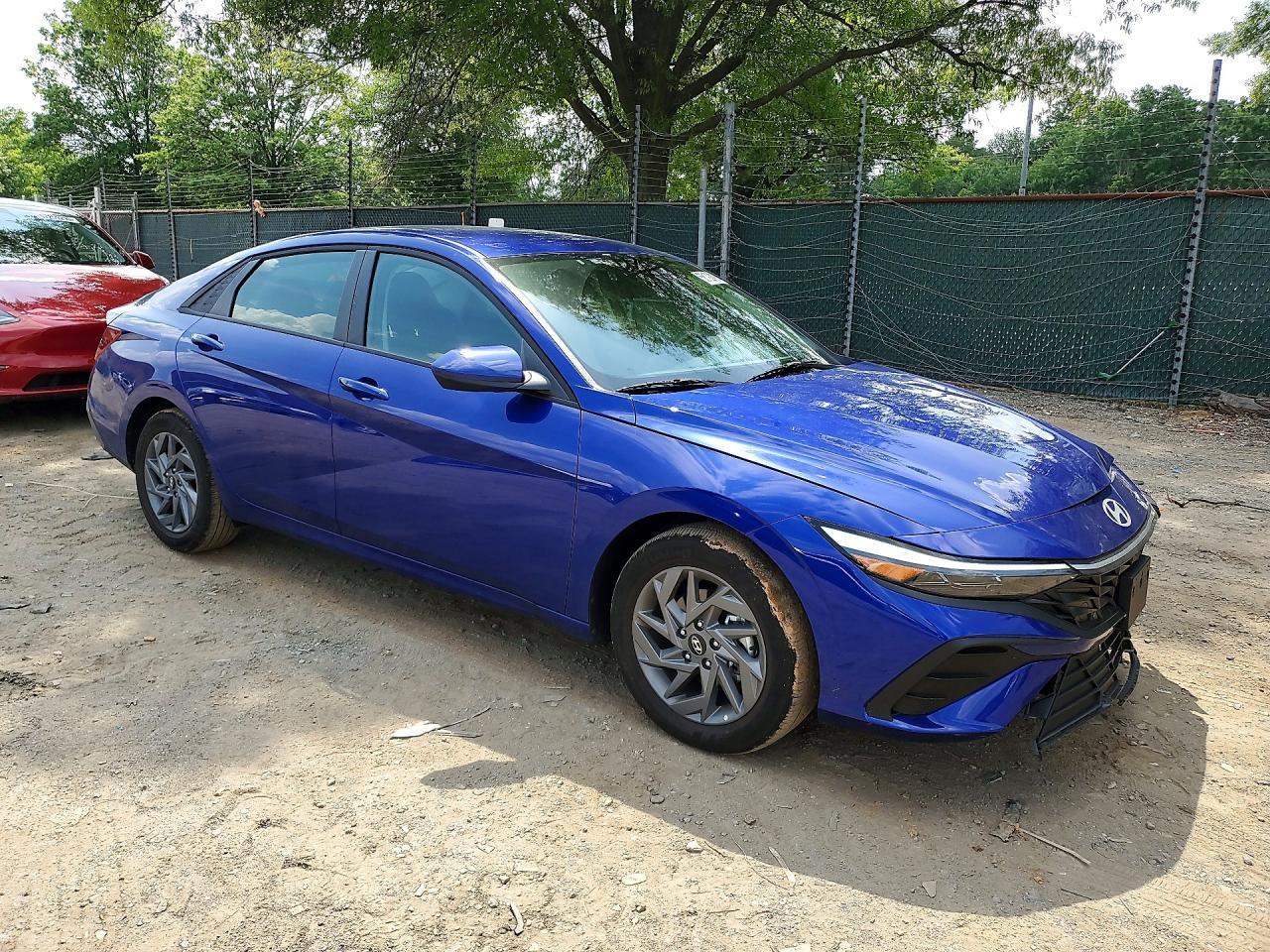 2026 Hyundai Elantra Hybrid Blue - Фото 4