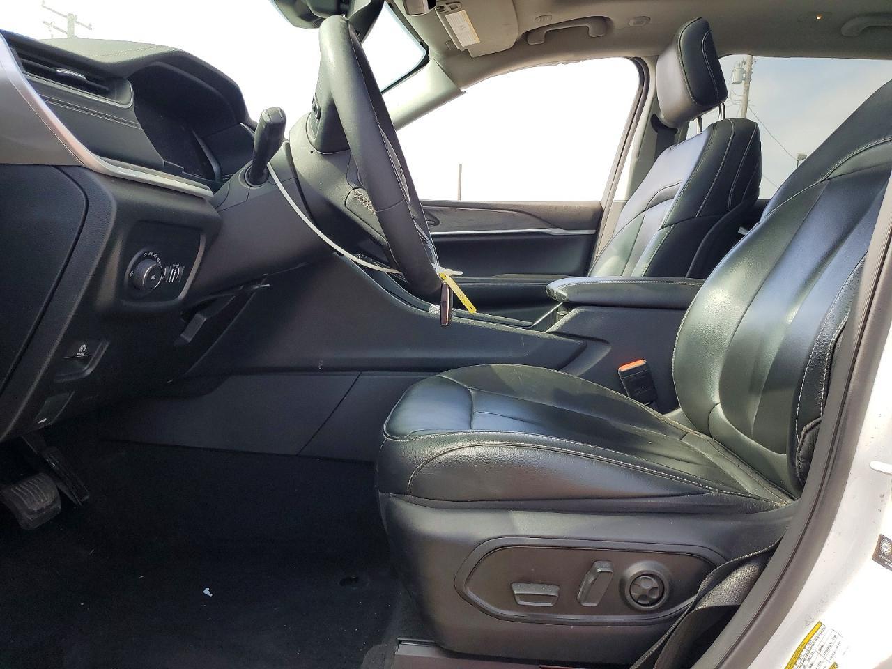 2023 Jeep Grand Cherokee Limited - Image 7