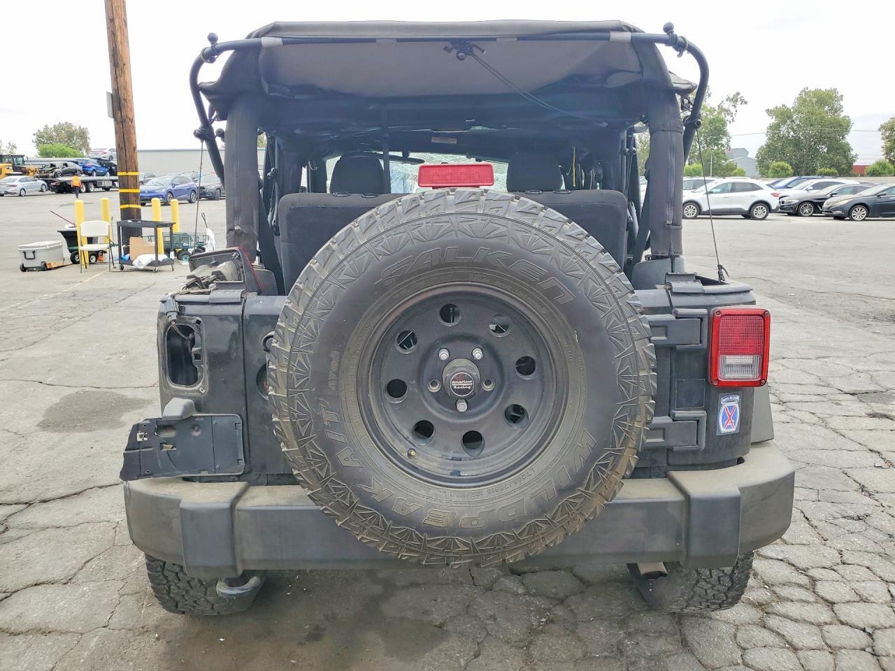 2012 Jeep Wrangler Sport - Фото 6