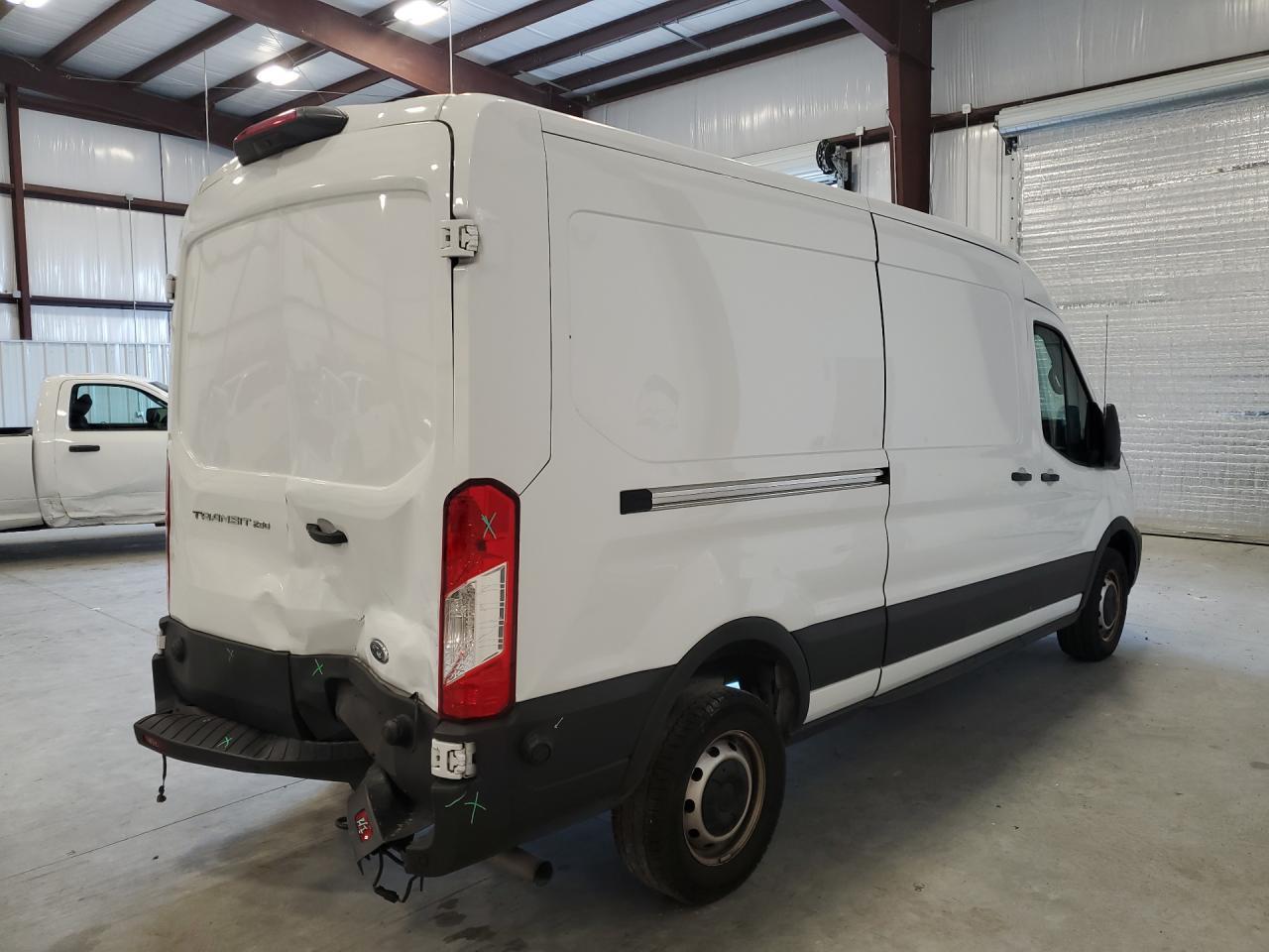 2024 Ford Transit T-250 - Фото 3