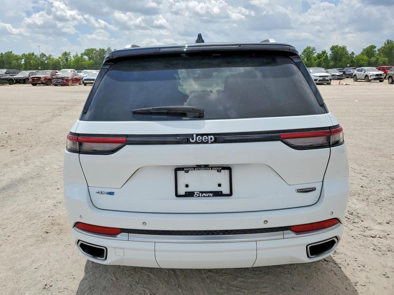 2023 Jeep Grand Cherokee Summit 4Xe - Фото 6