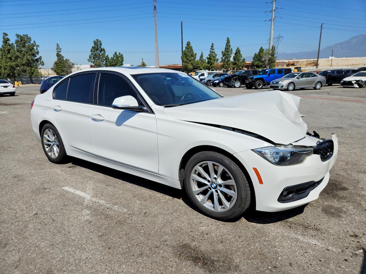 2016 BMW 320 I - Фото 4