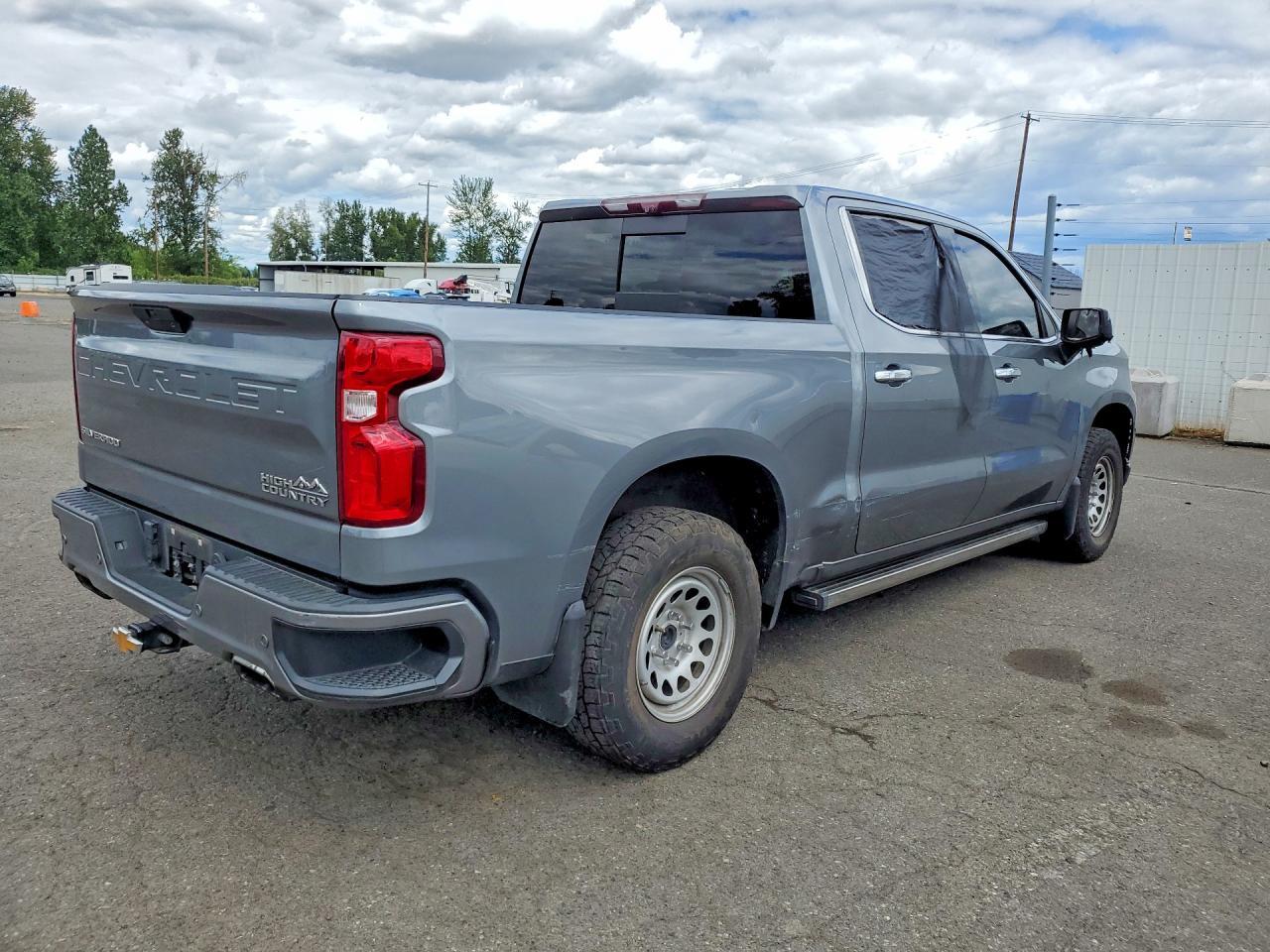 2020 Chevrolet Silverado K1500 High Country - Image 3
