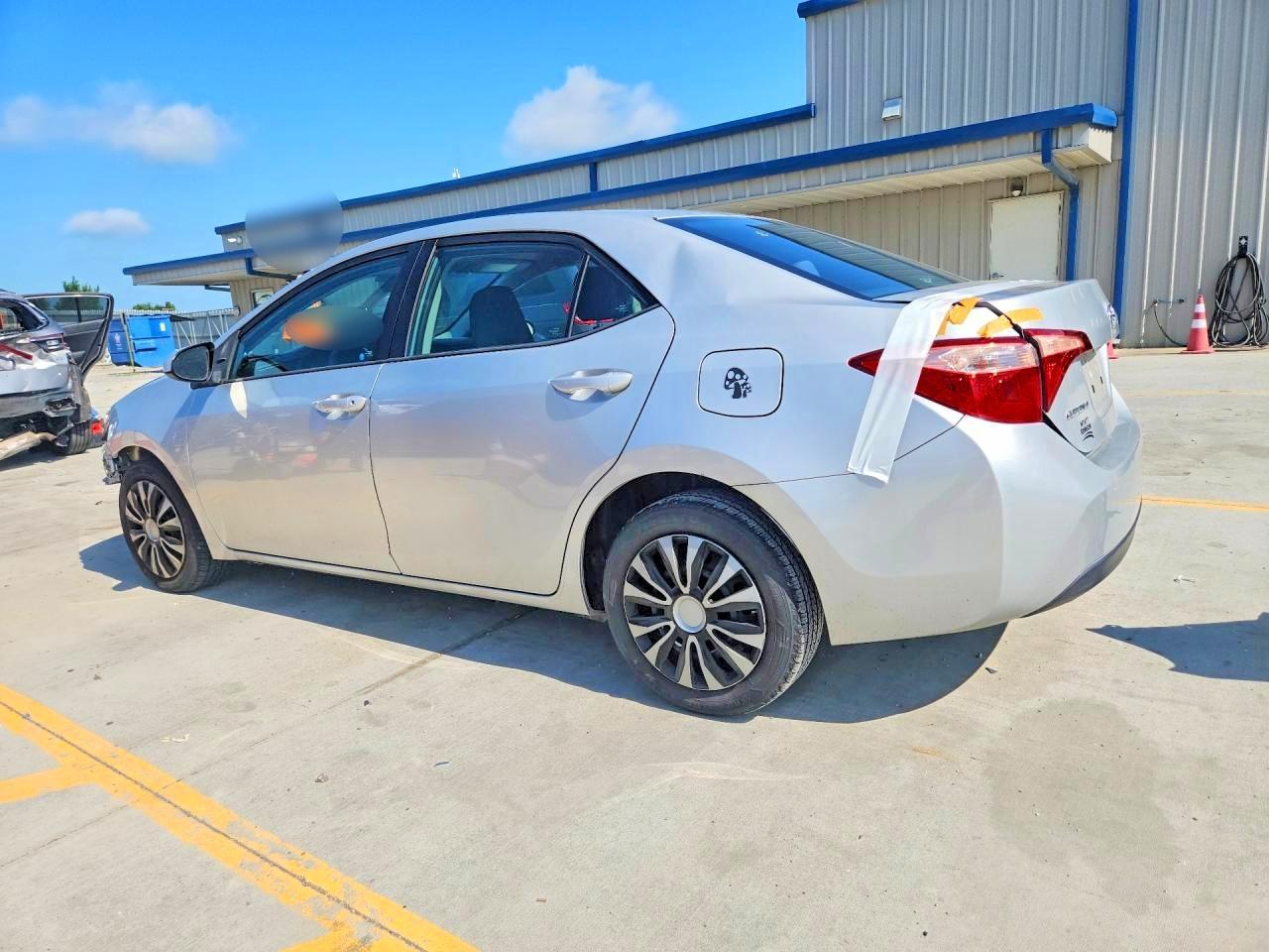 2017 Toyota Corolla Le - Image 2