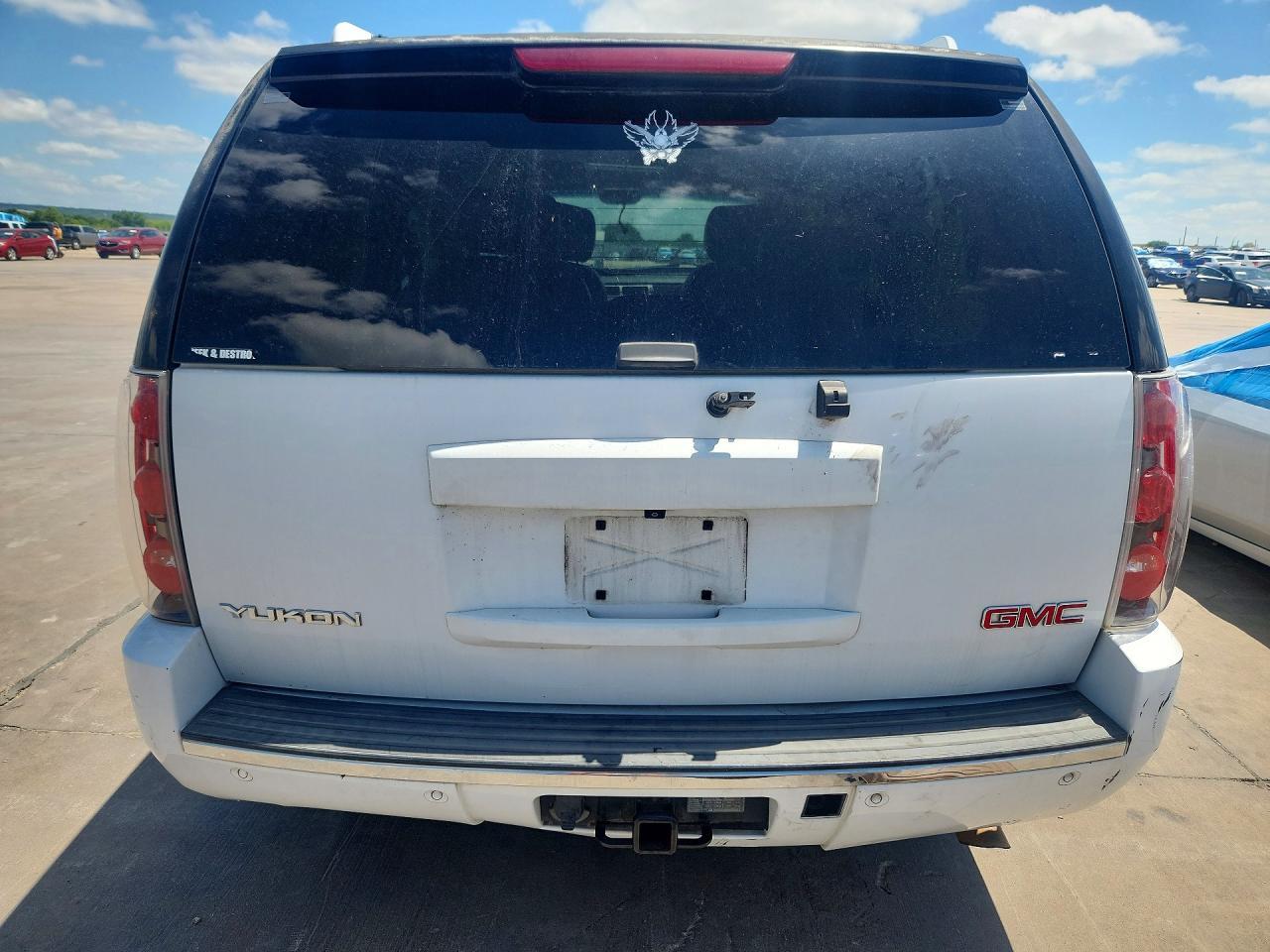 2007 GMC Yukon Denali - Image 6