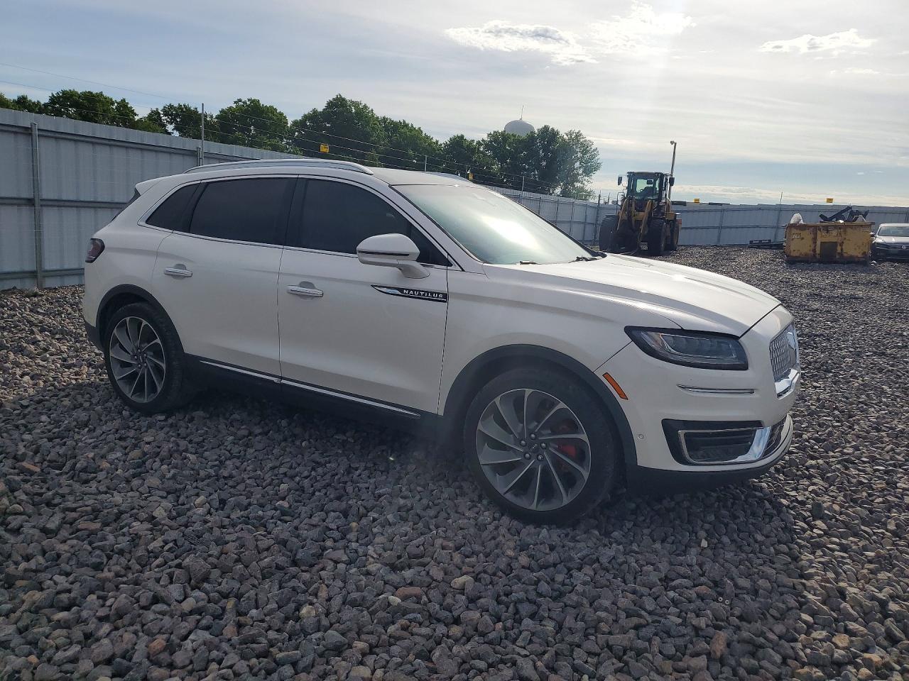 2019 Lincoln Nautilus Reserve - Фото 4