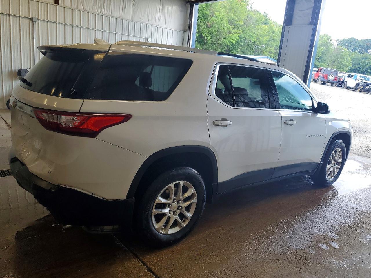 2018 Chevrolet Traverse Lt - Фото 3