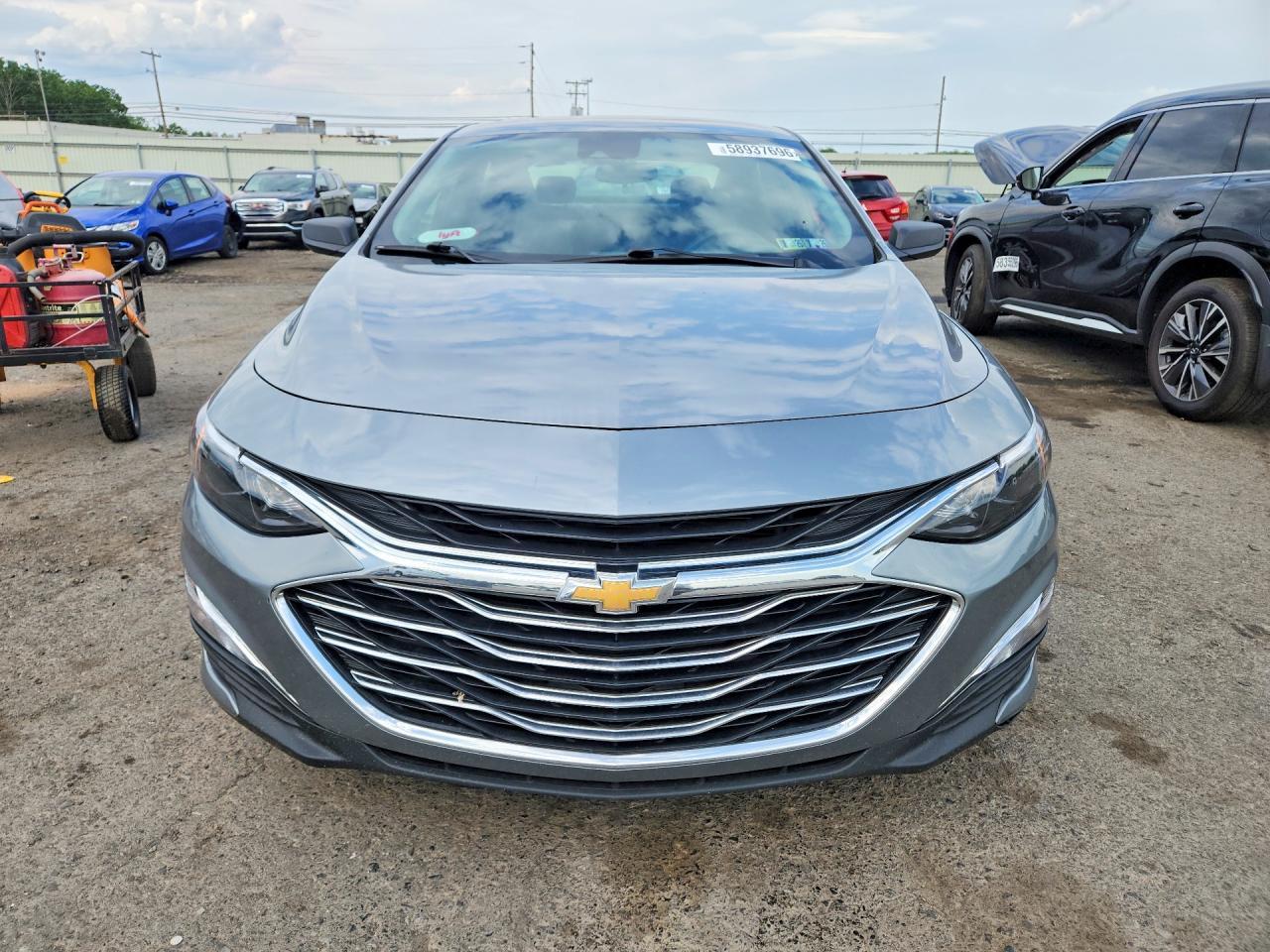 2024 Chevrolet Malibu Ls - Image 5