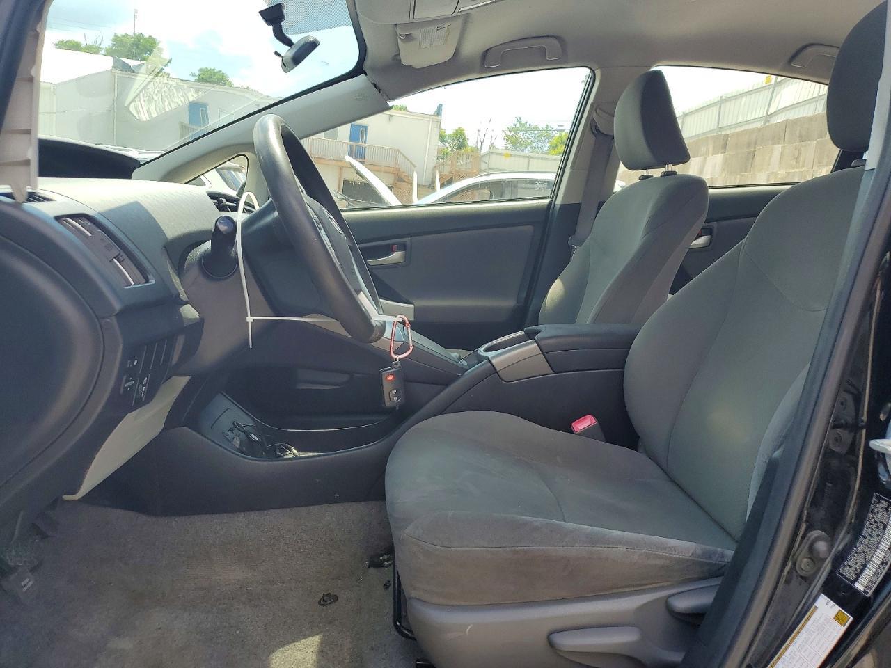 2012 Toyota Prius Two - Image 7