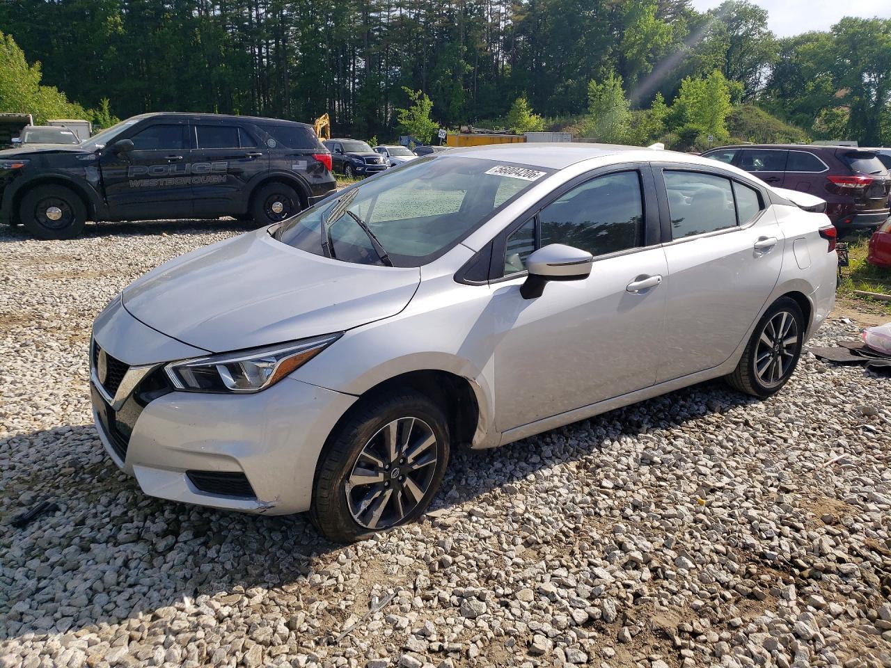 2021 Nissan Versa Sv