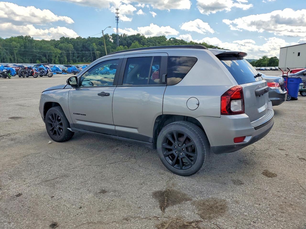 2015 Jeep Compass Sport - Image 2