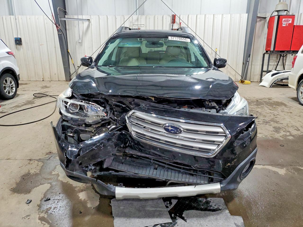2016 Subaru Outback 3.6R Limited - Image 5
