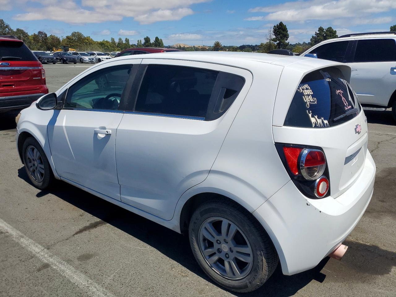 2016 Chevrolet Sonic Lt - Image 2